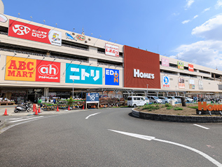 ホームズ寝屋川店